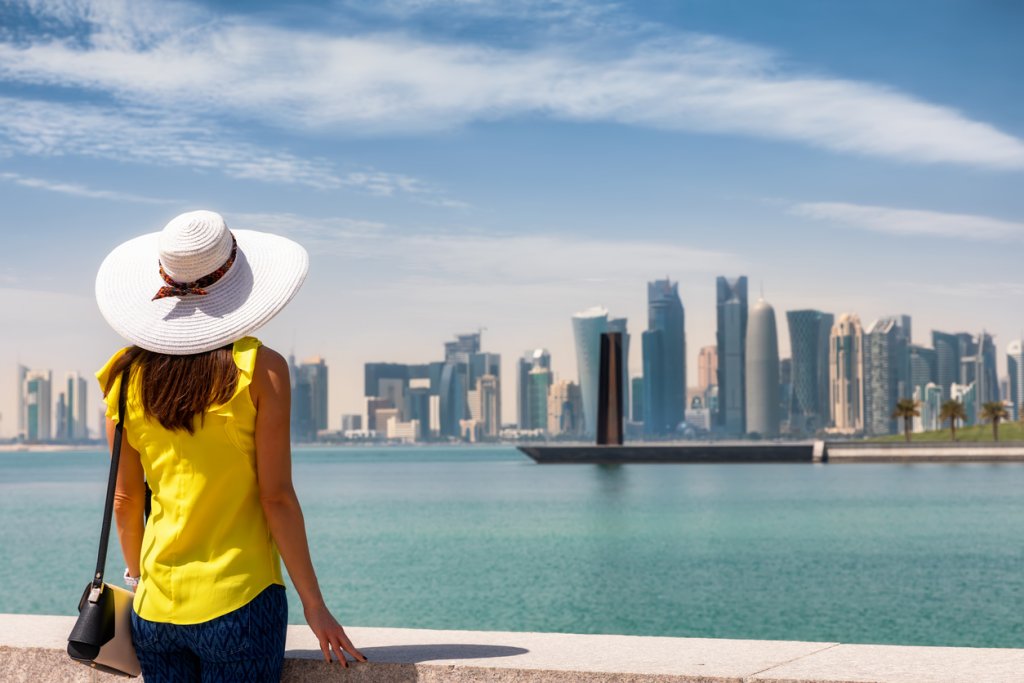 How to Dress in Qatar as a Tourist?